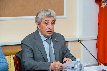 Депутаты определились с датой заседания